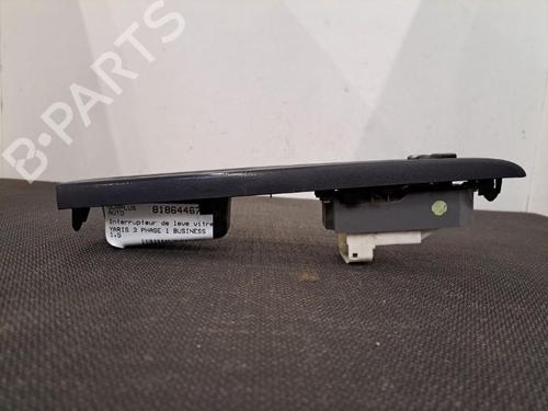 Used Left front window switch Left front window switch TOYOTA YARIS (_P13_) 1.5 Hybrid (NHP130_, NHP130) (101 hp) 28396325 28396325