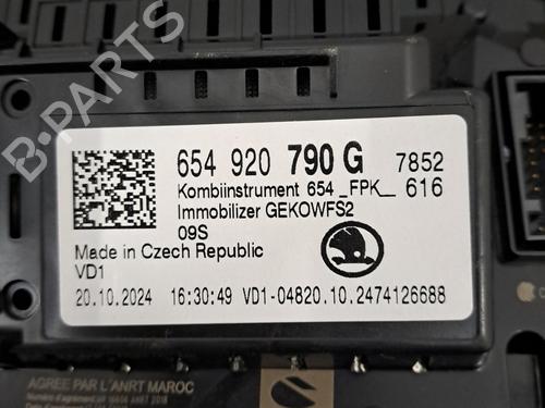 instrument-cluster-skoda-fabia-iv-pj3-2021-29887173 main image