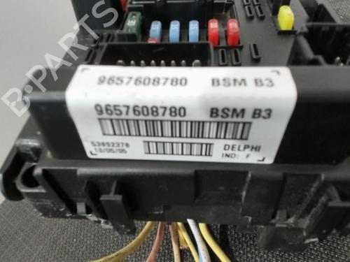 Fuse box PEUGEOT 307 Break (3E) 2.0 HDI 110 | BP28405653E1 