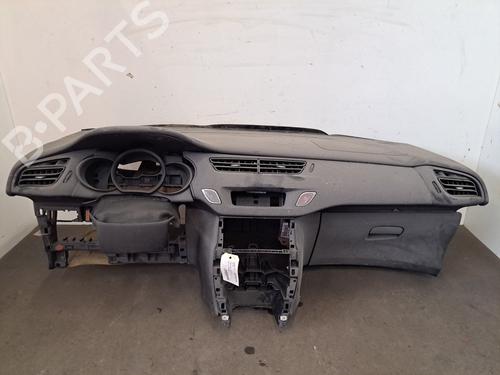 Used Dashboard CITROËN C3 II (SC_) 1.4 HDi 70 (SC8HZC, SC8HR0, SC8HP4) (68 hp) 29587643