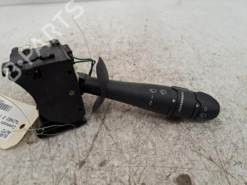Used Steering column stalk RENAULT TWINGO II (CN0_) 1.2 16V (CN04, CN0B) (75 hp) 28392269