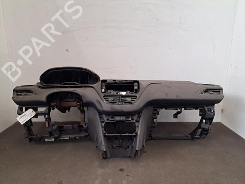 Used Dashboard PEUGEOT 208 I (CA_, CC_) 1.5 BlueHDI 100 (102 hp) 29587641