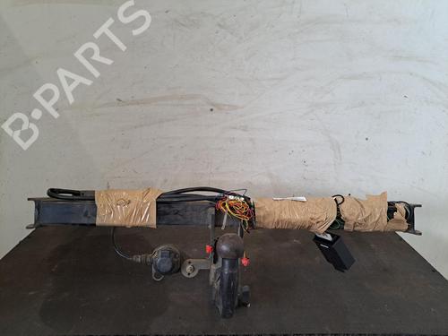 Used Tow ball/Mechanism Tow ball/Mechanism 38081625 38081625