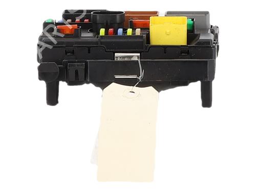 Used Fuse box Fuse box 36850674 36850674