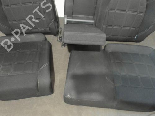 Used Seats set Seats set DS DS 5 (KF_) 1.6 BlueHDi 120 (120 hp) 28393747 28393747