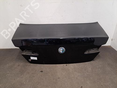 Porton trasero ALFA ROMEO 159 (939_) 1.9 JTDM 16V (939AXC1B, 939AXC12) | BP30763984C6