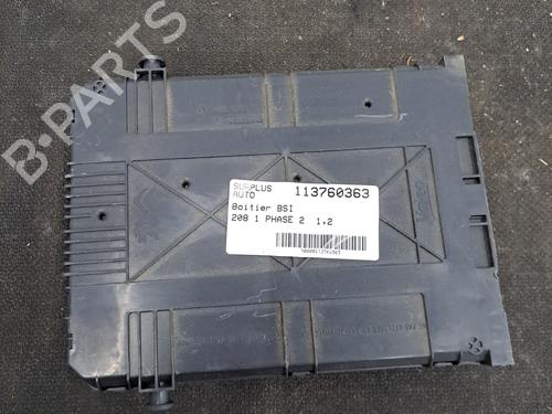 Used Fuse box PEUGEOT 208 I (CA_, CC_) 1.2 THP 110 (110 hp) 30362816