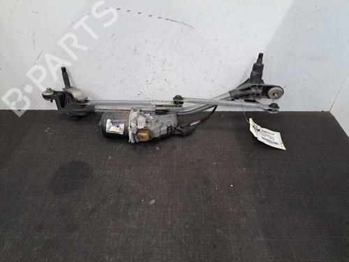 Used Front wiper motor Front wiper motor RENAULT MEGANE III Grandtour (KZ0/1) 1.5 dCi (KZ09, KZ0D, KZ1G, KZ29, KZ14, KZ1W, KZ10, KZ1F,... (110 hp) 28404459 28404459