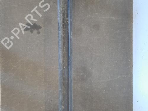 Used Front bumper reinforcement PEUGEOT 3008 I MPV (0U_) 1.6 HDi (114 hp) 28395317