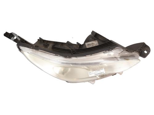 Right headlight PEUGEOT 2008 I (CU_) 1.2 VTi | BP31586645C29 