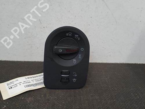 Used Headlight switch SEAT IBIZA IV SC (6J1, 6P5) 1.4 (85 hp) 28408675