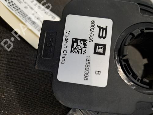 squib-airbag-opel-meriva-b-mpv-s10-2010-2011-2012-2013-2014-2015-2016-2017-28401272 main image