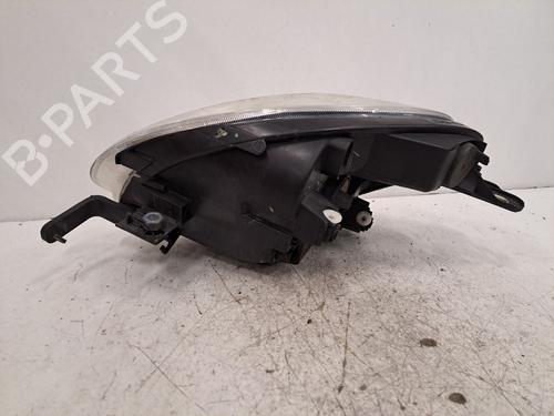 Used Right headlight Right headlight FIAT 500L (351_, 352_) 1.6 D Multijet (199LYD1B) (105 hp) 28392345 28392345