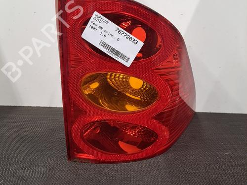 Used Right taillight PEUGEOT 1007 (KM_) 1.6 HDi (109 hp) 28396727