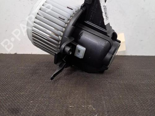 Heater blower motor PEUGEOT 3008 II SUV (MC_, MR_, MJ_, M4_) 1.5 BlueHDi 130 | BP28393386M62 