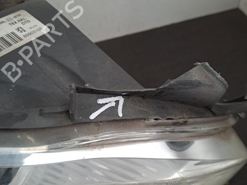 Right headlight PEUGEOT 5008 (0U_, 0E_) 1.6 HDi | BP29639420C29 