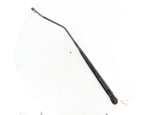 Used Front windshield wiper arm Front windshield wiper arm 31847888 31847888