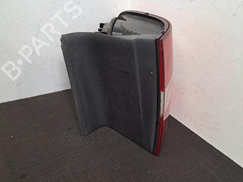 Feu arrière droit FIAT STILO Multi Wagon (192_) 1.9 D Multijet (120 hp) 28408303