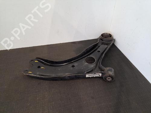 Used Left front suspension arm HYUNDAI TUCSON (TL, TLE) 1.7 CRDi (116 hp) 28408137