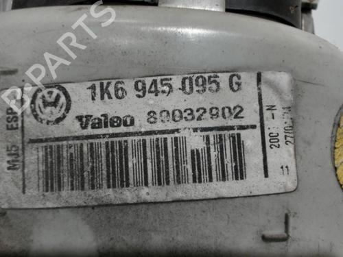 Venstre baglygte VW GOLF V (1K1) 1.9 TDI (105 hp) 28411006