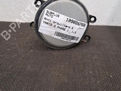 Used Left front fog light TOYOTA YARIS (_P9_) 1.3 VVT-i (SCP90_, SCP90R) (87 hp) 28403223