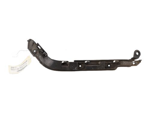 Kofangerbeslag bag BMW 1 (E87) 118 d (143 hp) 31657212