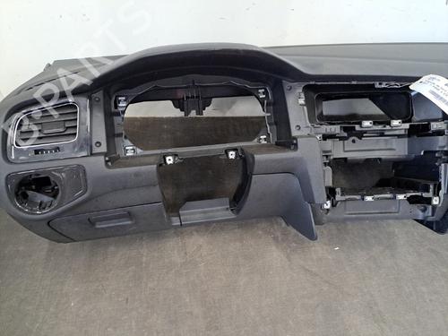 Used Dashboard Dashboard VW GOLF VII (5G1, BQ1, BE1, BE2) 1.4 GTE Hybrid (204 hp) 28401683 28401683