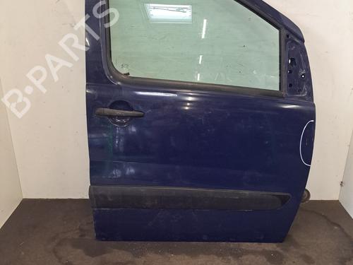 Used Right front door Right front door 32182397 32182397