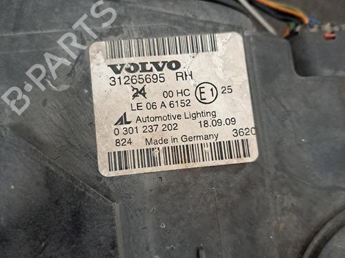 Used Right headlight Right headlight VOLVO V50 (545) 1.6 D (110 hp) 28409535 28409535