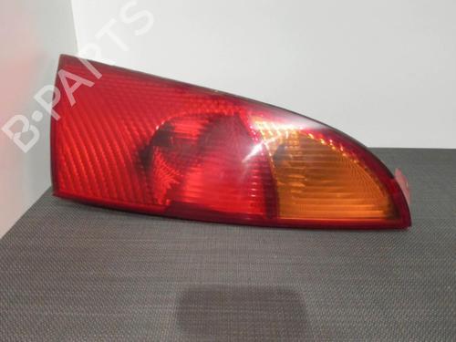 Høyre baklys FORD FOCUS I (DAW, DBW) 1.8 Turbo DI / TDDi (90 hp) 28394439