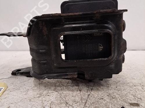 Used ABS pump PEUGEOT 208 I (CA_, CC_) 1.2 VTI 82 (82 hp) 28403749