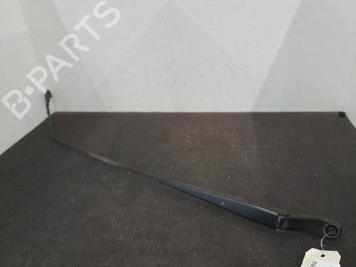 Used Front windshield wiper arm RENAULT ZOE (BFM_) ZOE (BFMC, BFMD) (136 hp) 28402945