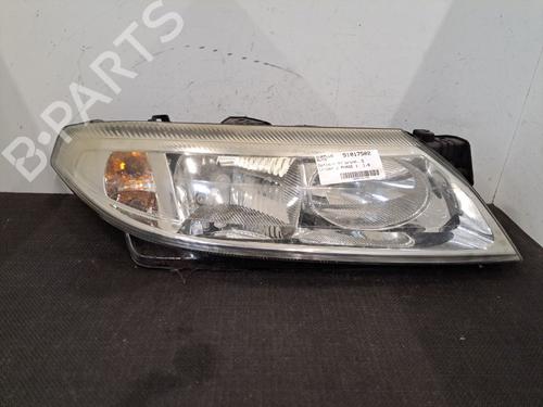 Used Right headlight RENAULT LAGUNA II (BG0/1_) 1.9 dCi (107 hp) 28409726