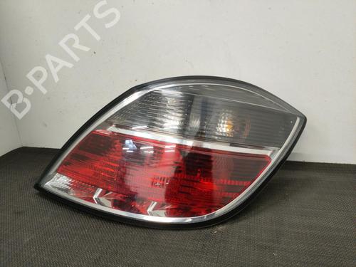 Højre baglygte OPEL ASTRA H (A04) 1.7 CDTI (L48) (125 hp) 28399177