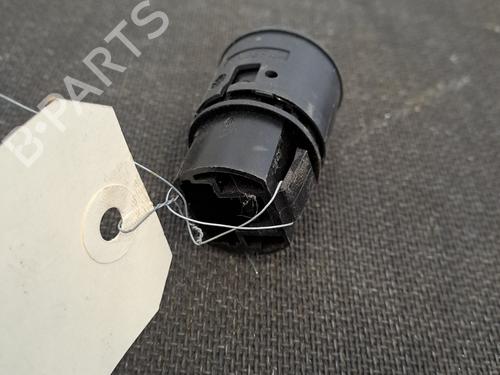 Used Switch Switch RENAULT MEGANE III Grandtour (KZ0/1) 1.5 dCi (KZ09, KZ0D, KZ1G, KZ29, KZ14, KZ1W, KZ10, KZ1F,... (110 hp) 28403004 28403004