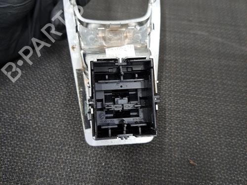 Switch PEUGEOT 3008 II SUV (MC_, MR_, MJ_, M4_) 1.2 THP/ PureTech 130 (MRHNSM, MRHNSU, MRHNSJ, MRHNYW,... | BP28404941I30