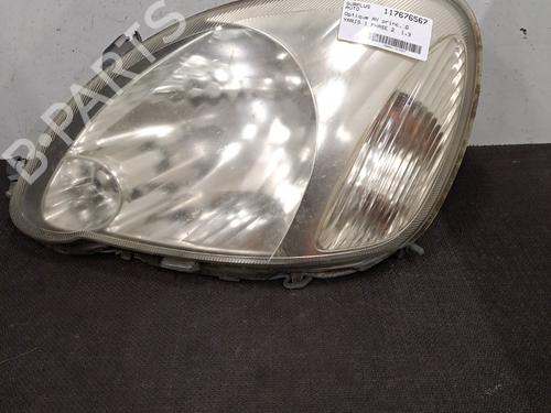 Venstre forlygte TOYOTA YARIS (_P1_) 1.3 (SCP12_, SCP13_, SCP12R, SCP13R) (87 hp) 31095282