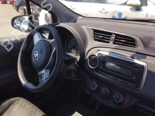 Left front window switch TOYOTA YARIS (_P13_) 1.4 D (NLP130_, NLP130) | BP28389379I27  - Image 9
