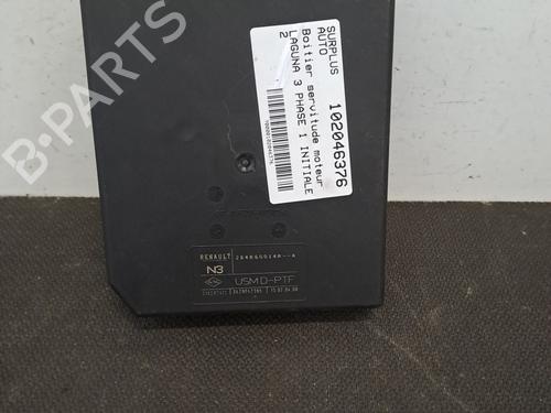 Caixa de fusíveis RENAULT LAGUNA III (BT0/1) 2.0 dCi (BT01, BT08, BT09, BT0E, BT0K, BT12, BT1C, BT1D,... (150 hp) 28390156