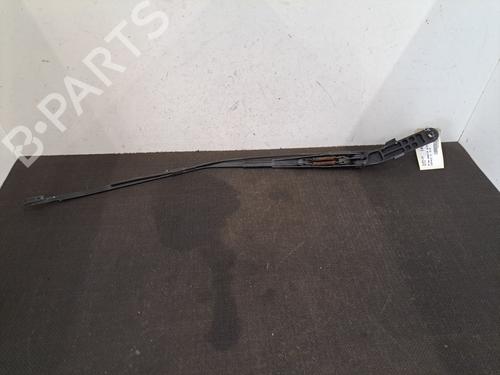 Used Front windshield wiper arm Front windshield wiper arm 28409082 28409082