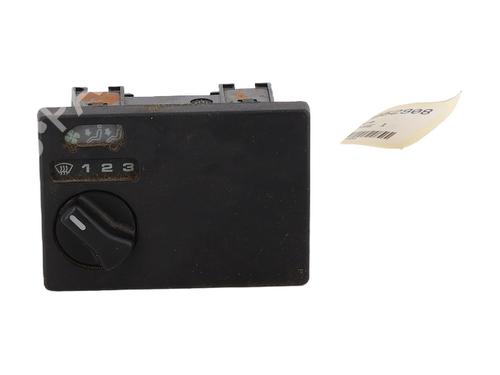 Commande Chauffage VW TRANSPORTER T4 Bus (70B, 70C, 7DB, 7DK, 70J, 70K, 7DC, 7DJ) 1.9 TD (68 hp) 31951960