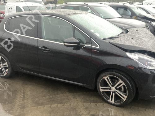 Left front door PEUGEOT 208 I (CA_, CC_) 1.2 THP 110 | BP29638479C2 