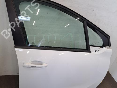 Used Right front door Right front door PEUGEOT 2008 I (CU_) 1.2 VTi (82 hp) 33476243 33476243
