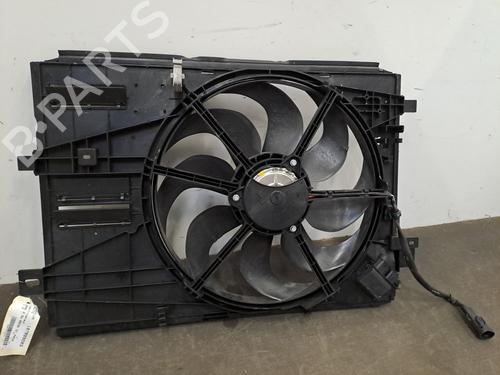 Used Radiator fan PEUGEOT 308 SW III (FC_, FJ_, FR_, F4_, FN_) PureTech 130 (FRHNSL, FRHNST) (131 hp) 28400327