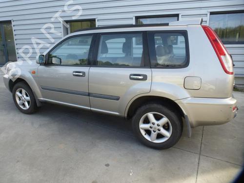 Grille NISSAN X-TRAIL I (T30) 2.2 Di 4x4 | BP28400202C40 