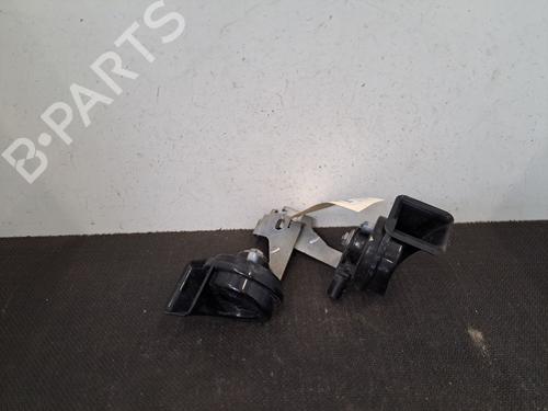 Used Horn VW TOURAN (5T1) 1.2 TSI (110 hp) 28403350