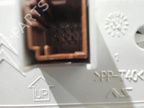 Instrument cluster PEUGEOT 208 I (CA_, CC_) 1.6 HDi | BP28410578C47