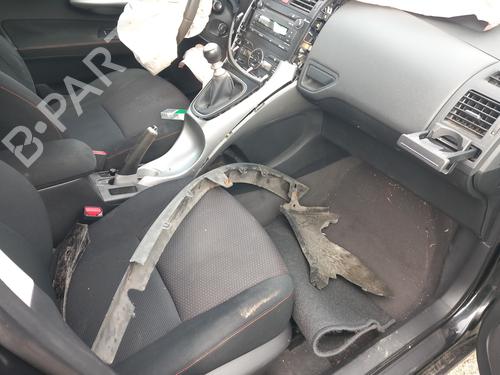 Left front door TOYOTA AURIS (_E15_) 2.0 D-4D (ADE150_, ADE150R) | BP31992630C2 