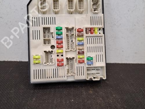 Fuse box RENAULT MEGANE III Grandtour (KZ0/1) 1.5 dCi (KZ09, KZ0D, KZ1G, KZ29, KZ14, KZ1W, KZ10, KZ1F,... | BP28406102E1