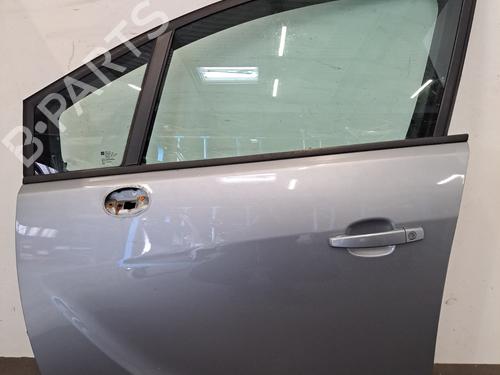 Used Left front door OPEL MERIVA B MPV (S10) 1.4 (75) (120 hp) 30409153